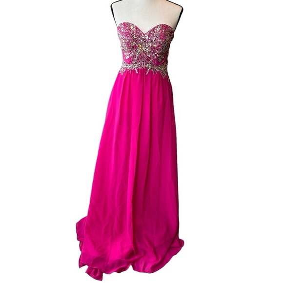 Jump Apparel maxi Long dress Fucshia size 3/4 gorgeous beading new with tags